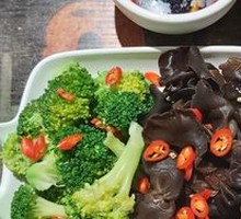 Radish Two Dishes