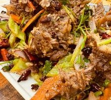 Spicy Stir-Fried Lamb Spine
