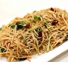 Cold-mixed dried tofu strips