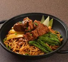 Stewed Pork Ribs with Green Beans and Noodles
