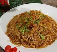Sour Cabbage Noodles