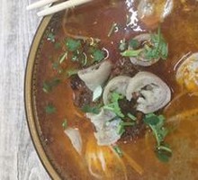 Spicy Pork Intestine Noodles