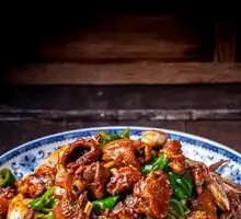 Linyi Stir-Fried Chicken