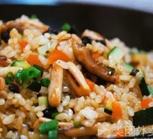 孜然鱿鱼炒饭
