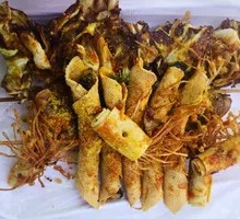 Fried Vegetable Rolls