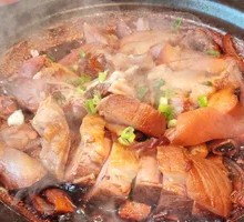 Honey Glazed Private Family Pork Knuckle