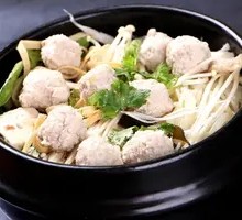 Radish Dumpling and Vermicelli Hot Pot