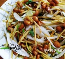 Stir-Fried Bean Sprouts with Three Threads