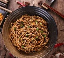 Spicy Oil Noodles