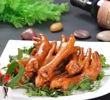 Pressure-Cooked Chicken Feet