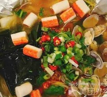 Crispy Paper Crab Stick and Clam Noodles