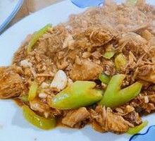 Spicy Pork Stir-fry with Chili