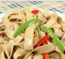 Fried Tofu Sheets with Green Chili