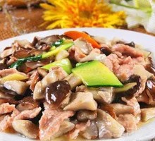 Shiitake Mushroom and Pork Slices