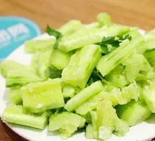 Quick-Pounded Cucumber
