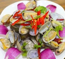 Spicy Stir-Fried Clams