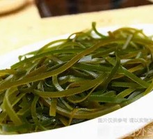 Thin seaweed strips