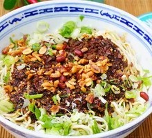 Beef Fried Sauce Noodles