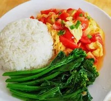 Tomato and Egg Fried Rice