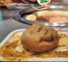 Stewed Baozi in Iron Pot