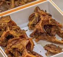 Tender Pork Neck Bones