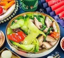 Bamboo Mushroom and Chinese Cabbage Stir-fry