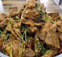 Stir-Fried Pork Spine Bones