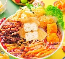 Fried Tofu with Snail Noodles