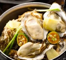 Pressure-cooked Rushan oysters