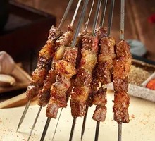 Qiqi Fresh Beef Skewers