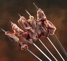 Charcoal-Grilled Pork Rind