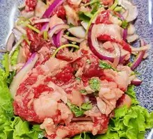 Family-style Lamb Salad