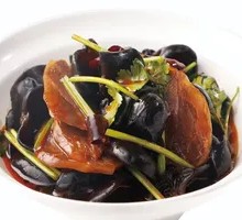 Beef Shank with Autumn Wood Ear