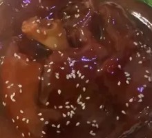 Old-Style Braised Pork Knuckle