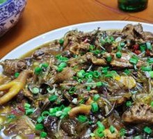 Chicken with Chanterelle Powder