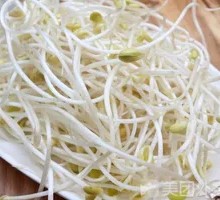 Bean sprouts