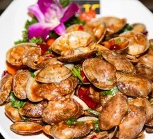 Spicy Stir-Fried Clams