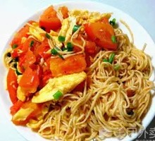 Egg Tomato Fried Noodles