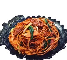 Black Pepper Beef Noodles