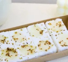 Osmanthus Cake