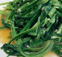 Garlic Stir-Fried Rapeseed Greens