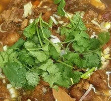 Tendon and Brain Hot Pot