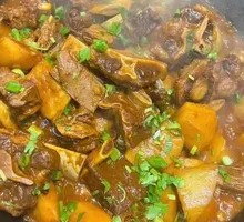 Steak and Oxtail Pot