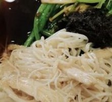 Blanched Bok Choy with Golden Needle Mushrooms