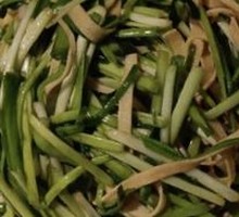 Garlic Shoot and Dried Tofu Stir-fry