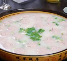 Radish Dumpling and Vermicelli Soup