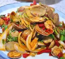 Spicy Stir-Fried Clams