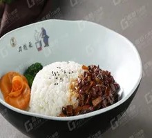 香菇卤肉盖饭