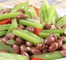 Stir-fried Celery with Peanut