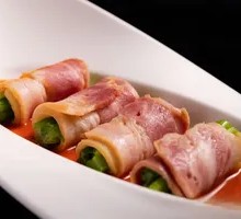 French Garlic Bacon Rolls